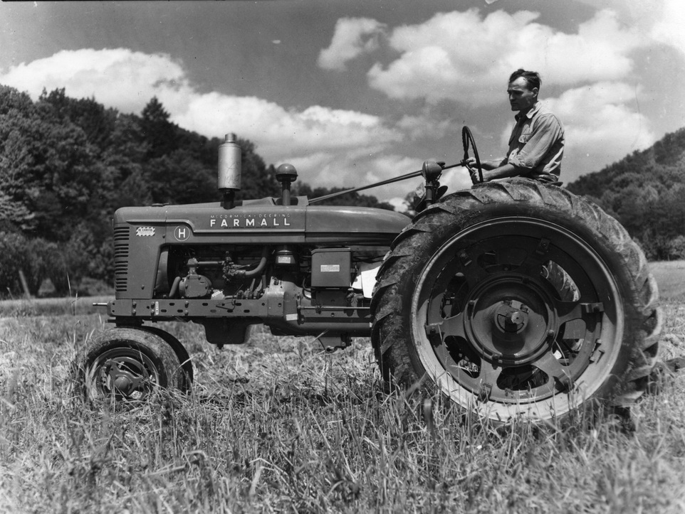 Joe Bramlett Album - Farm Manager, William Hayes, on new Farmall tractor, 1945. (Photo by Arthur Dodd) [bram_-27.jpg]