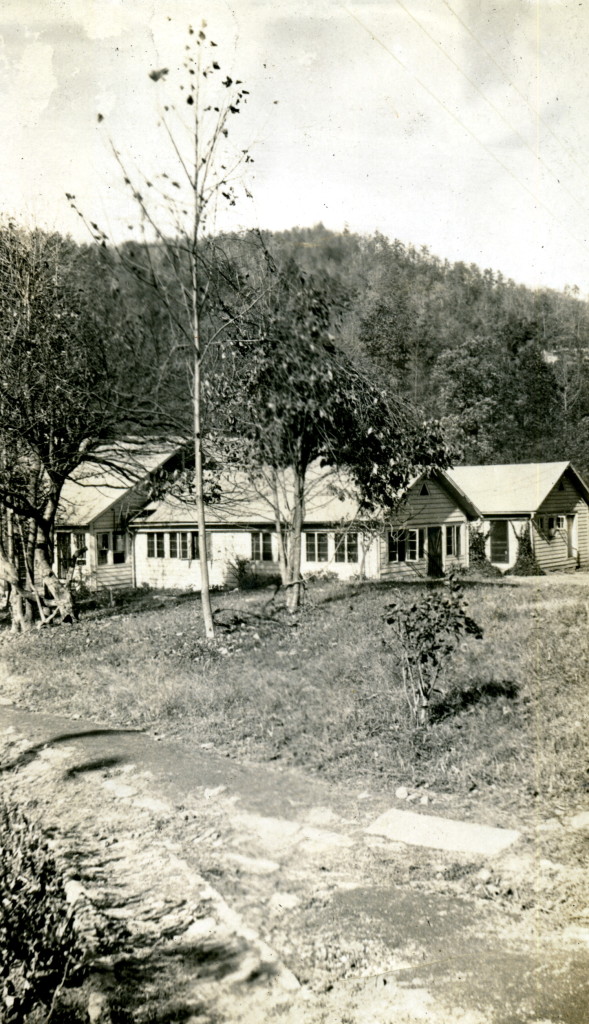 "Pine Mountain Settlement School. 1923 - 4- 5. - Laurel House, view from distance. nesb_073_mod.jpg